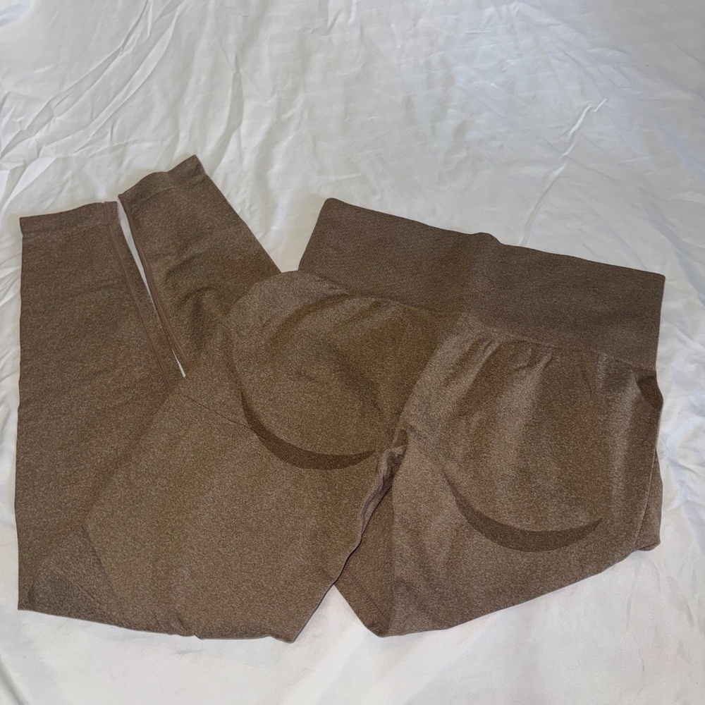 Workout tights - Picture 2 of 3